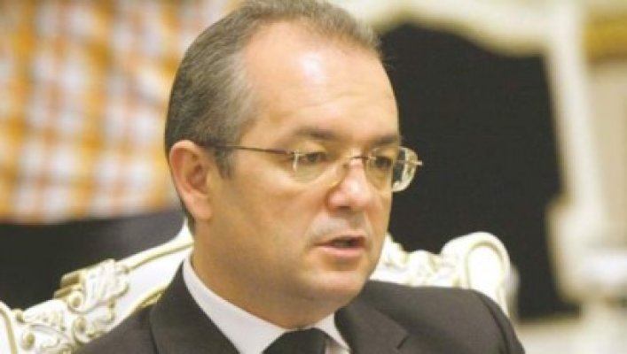 Boc, despre plecarea lui Popa: Este bine că partidul se curăţă de oportunişti